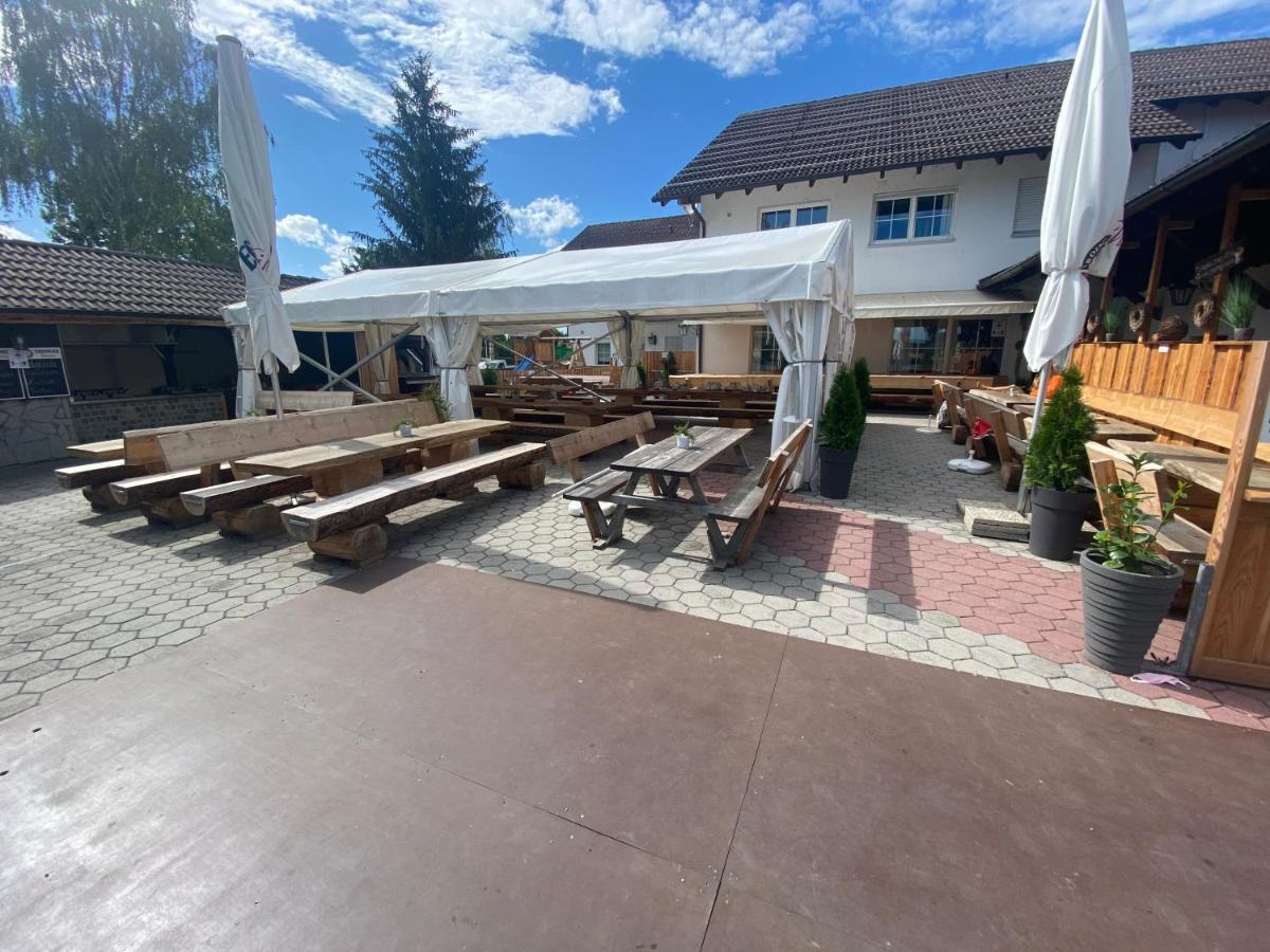 Seehaus Mamming - Hotel - Schlaffässer - Biergarten - Camping Exterior foto